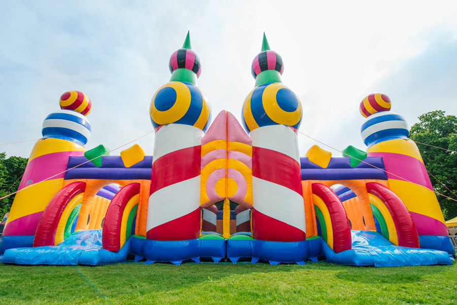 Castelo de salto infantil de alta qualidade, brinquedos infláveis ​​comerciais para festa pano de brinquedo inflável em pvc